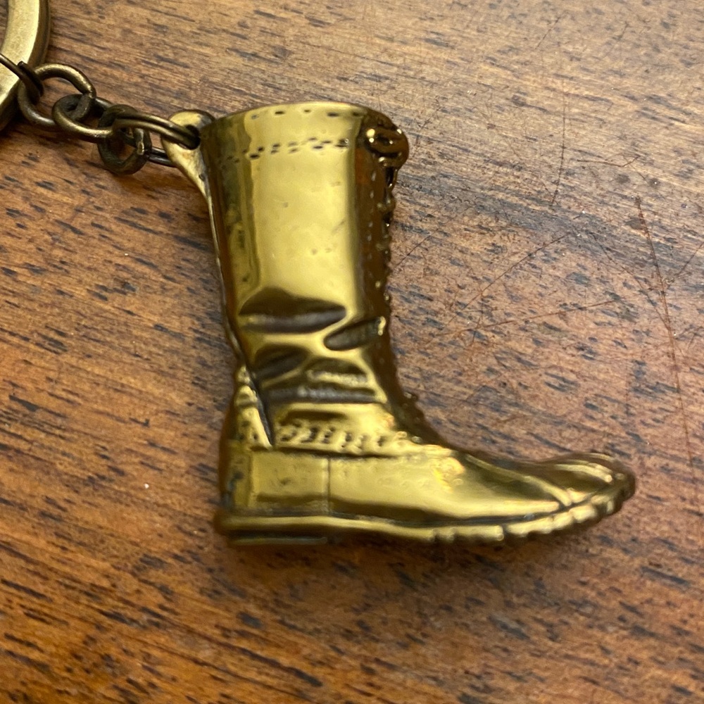 L.L. BEAN Boot Keychain - Picture 2 of 15